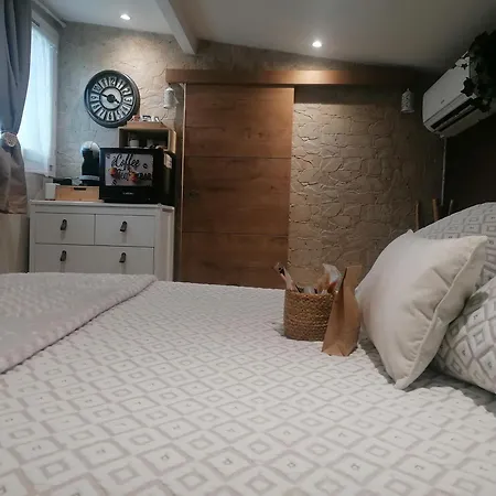 Cle Pour Deux - Romantique Avec Patio & Privatifs *